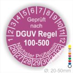 Prüfplakette rund mit Text geprüft nach DGUV Regel 100-500 Nächster Prüftermin. Plaketten Farbe- Lila und Text in Weiß. Monatszahlen oben und Jahreszahlen unten beginnend mit Startjahr- 26.